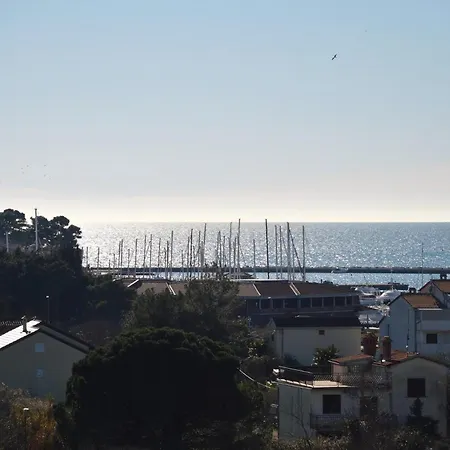 In Novigrad Mit Garten Apartment *